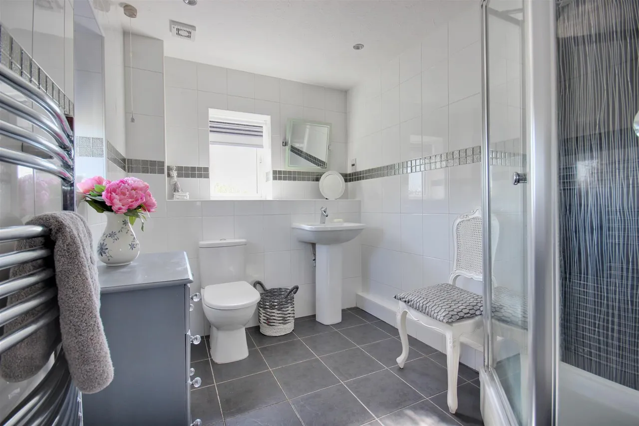 Hambling Drive, Beverley, photo 16