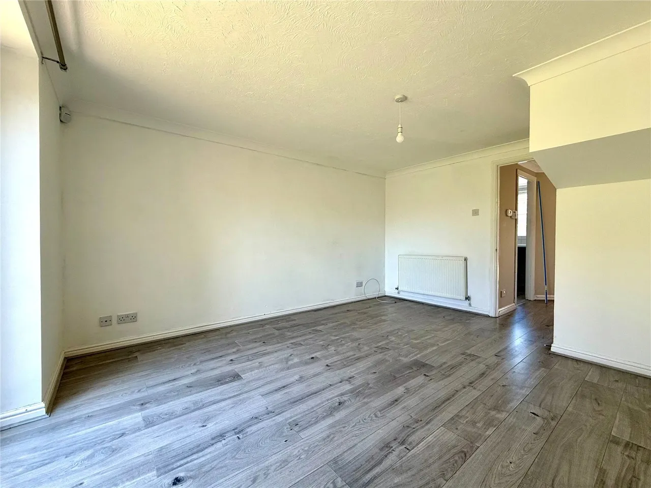 Swiftsure Road, Chafford Hundred, Grays, Essex, RM16, photo 4