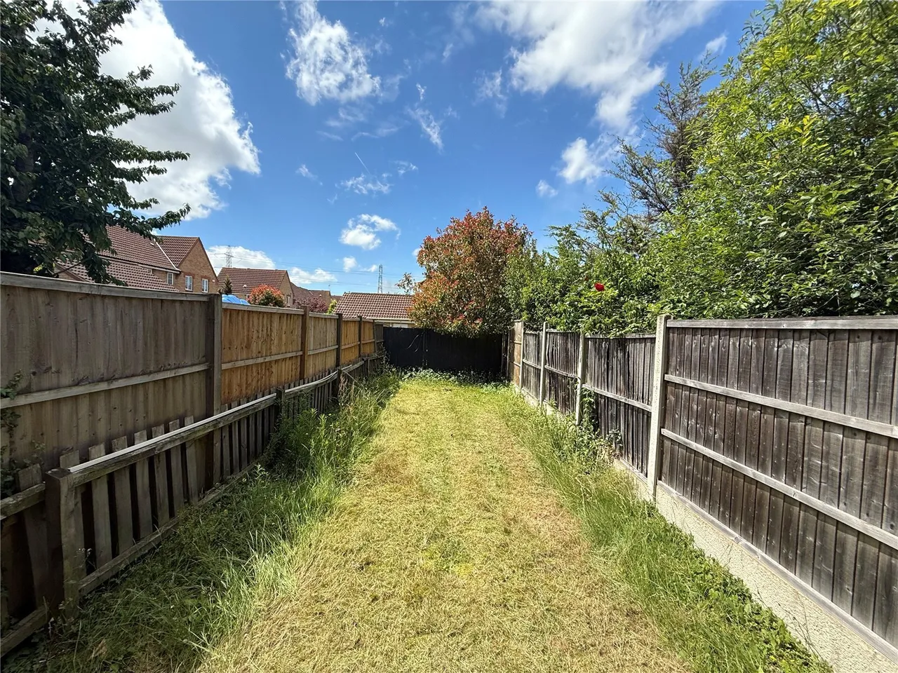 Swiftsure Road, Chafford Hundred, Grays, Essex, RM16, photo 9