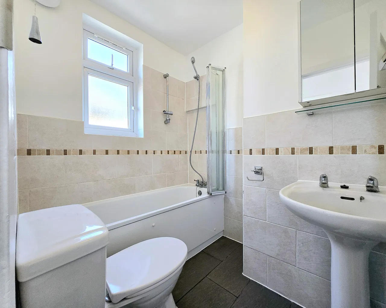 Wordsworth Avenue, Greenford, UB6, photo 10