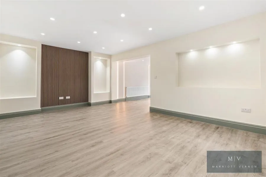 Croydon Road, Beddington, photo 19
