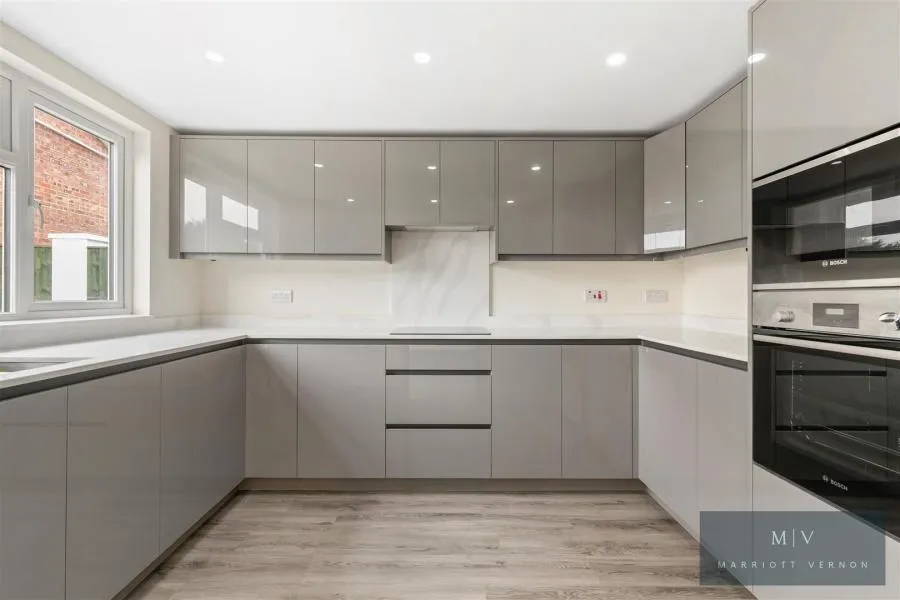 Croydon Road, Beddington, photo 17