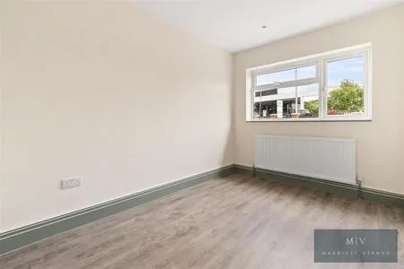 Croydon Road, Beddington, photo 13