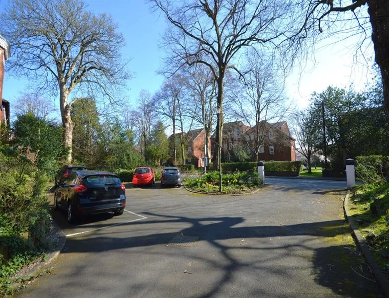 Thorn Bank Lodge, Stockport, photo 11