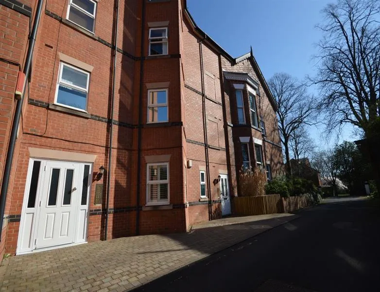 Thorn Bank Lodge, Stockport, photo 10