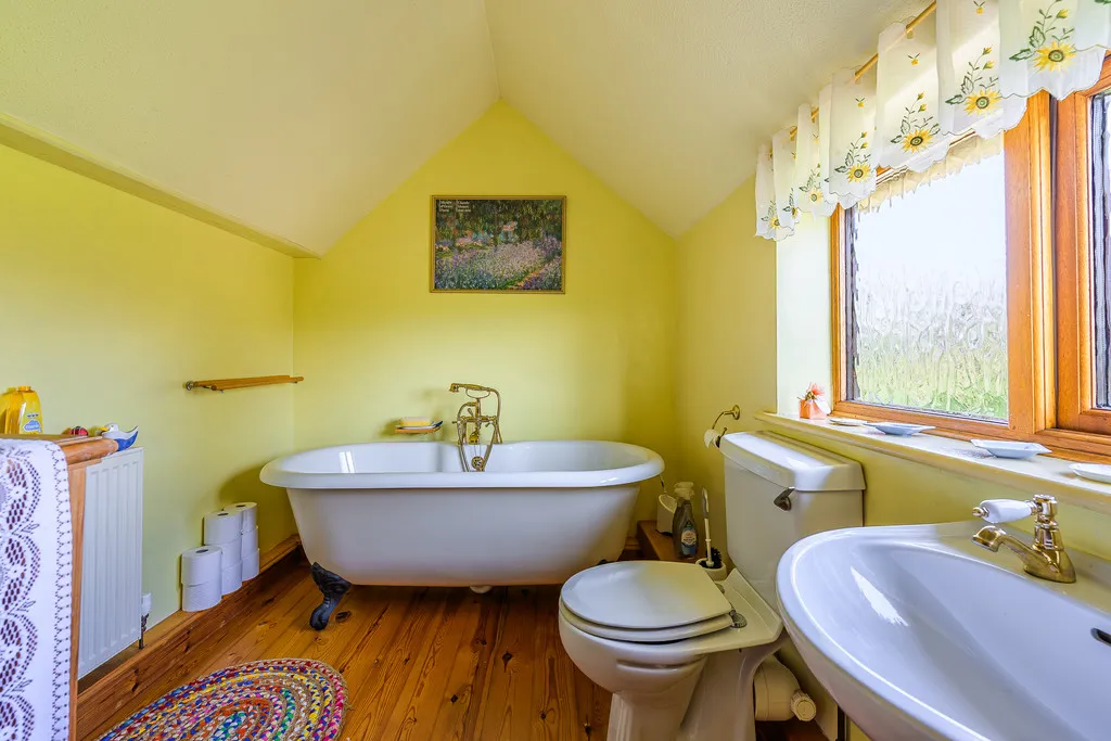 Fields Cottage Near Malpas, photo 23