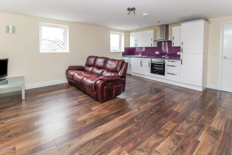 2 bed flat to rent, Roseland Road, Kenilworth, CV8
