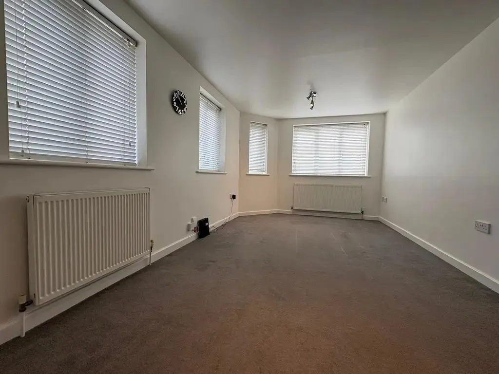 Gordon Road, Thatcham, RG18, photo 6