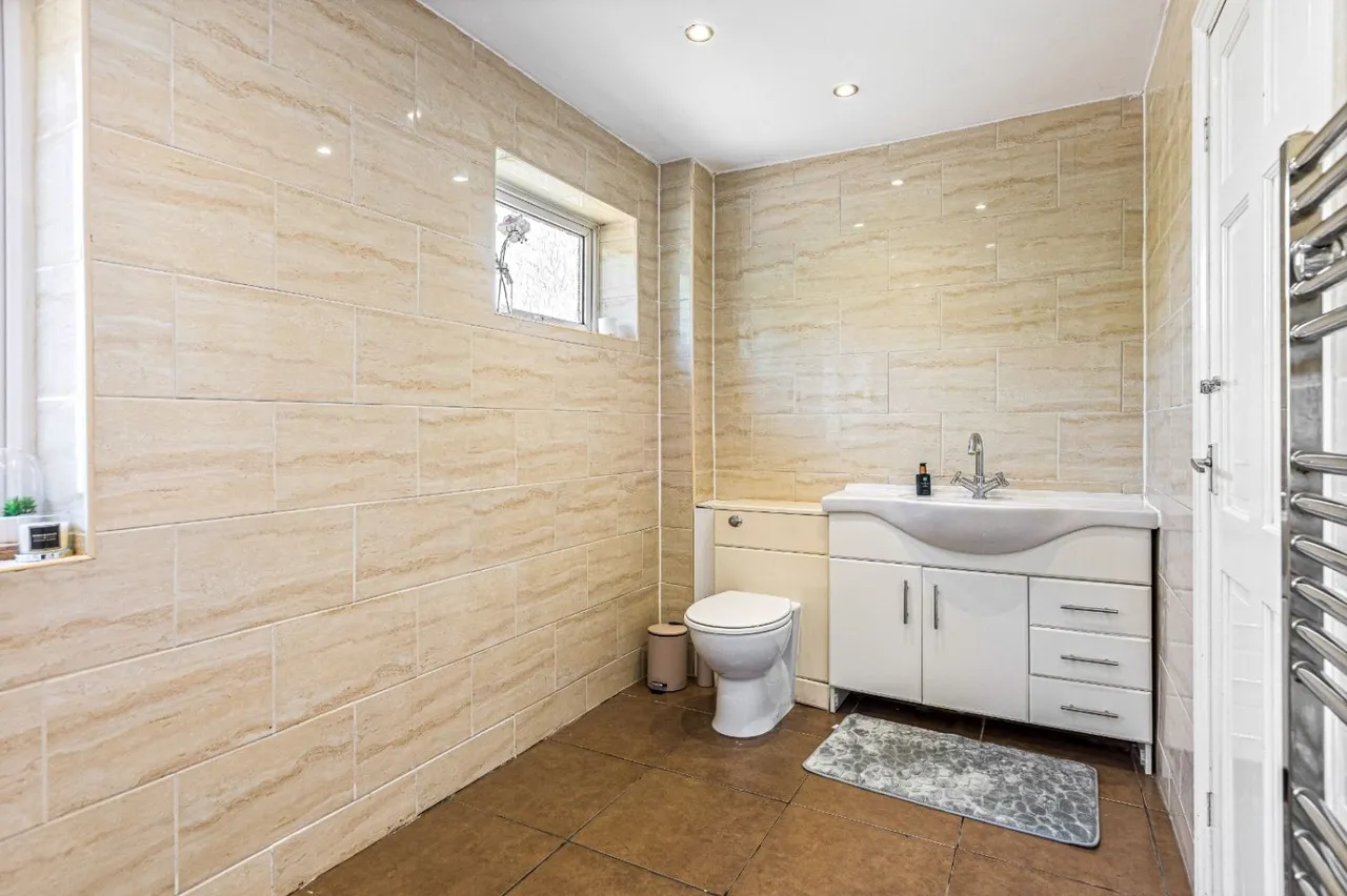 Keightley Walk, Thurmaston, LE4, photo 13