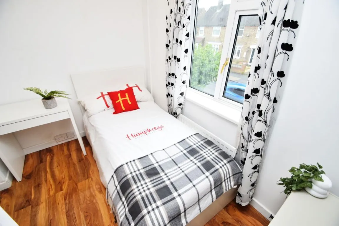 Sharp Crescent, Durham, DH1, photo 8