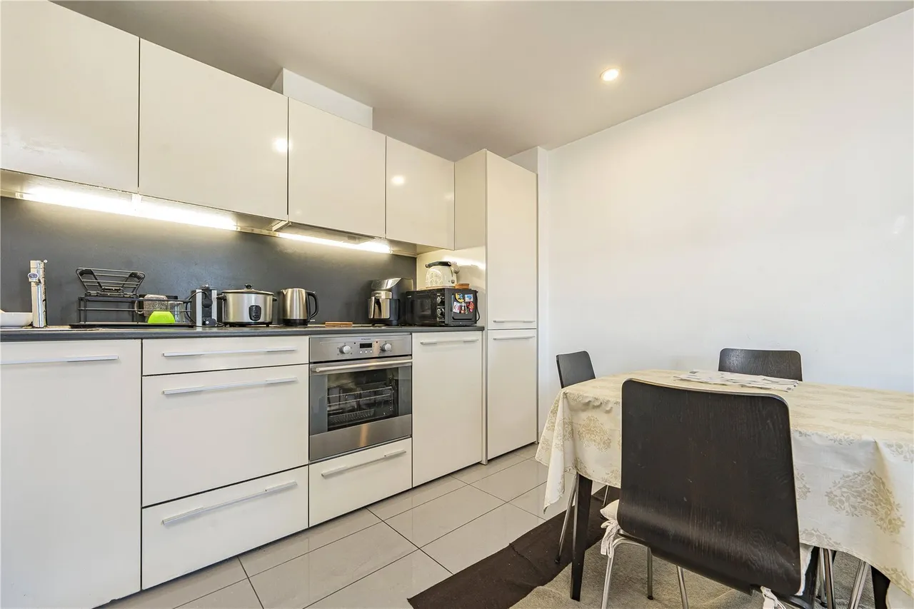 Union Lane, Isleworth, TW7, photo 4