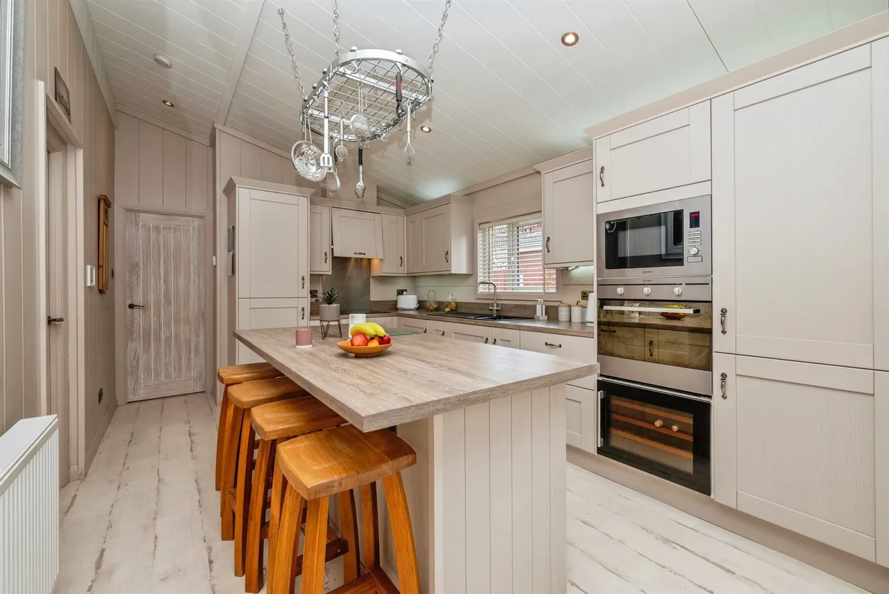 Bacton Road, North Walsham, photo 6