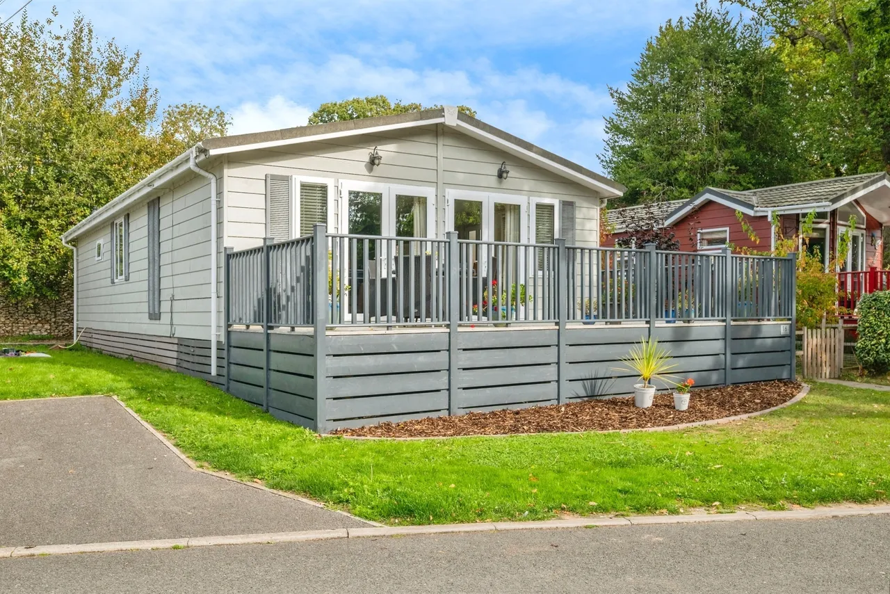 2 bed park home for sale — Bacton Road, North Walsham