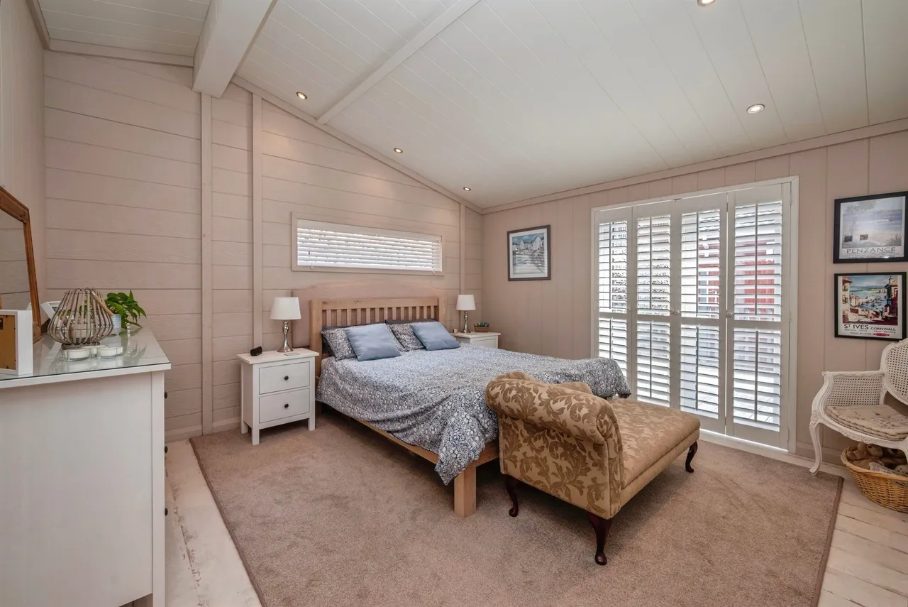 Bacton Road, North Walsham, photo 10