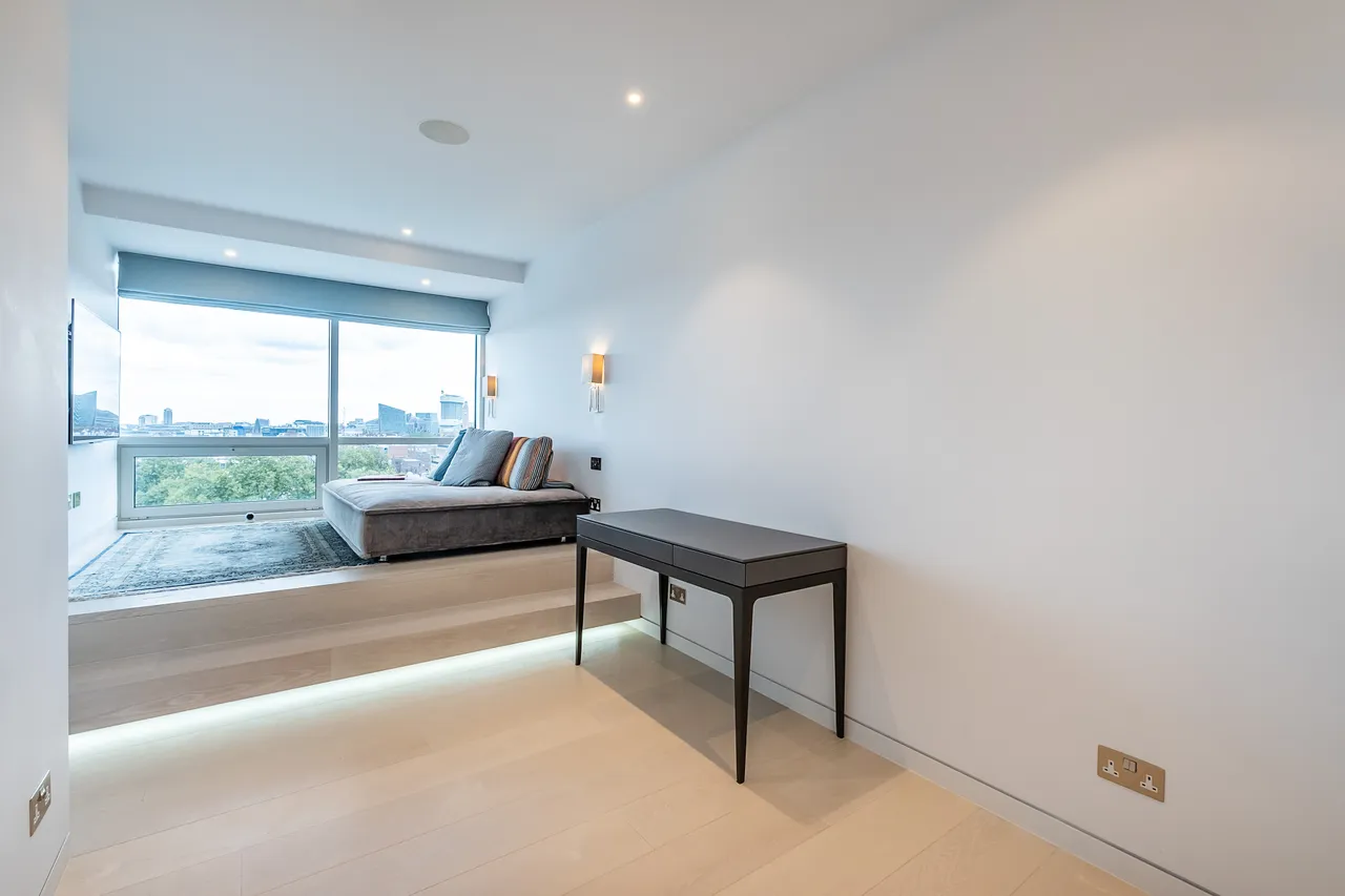 Grosvenor Road, London, SW1V, photo 7