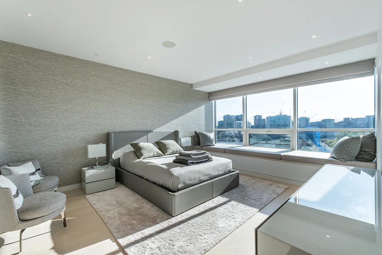 Grosvenor Road, London, SW1V, photo 3