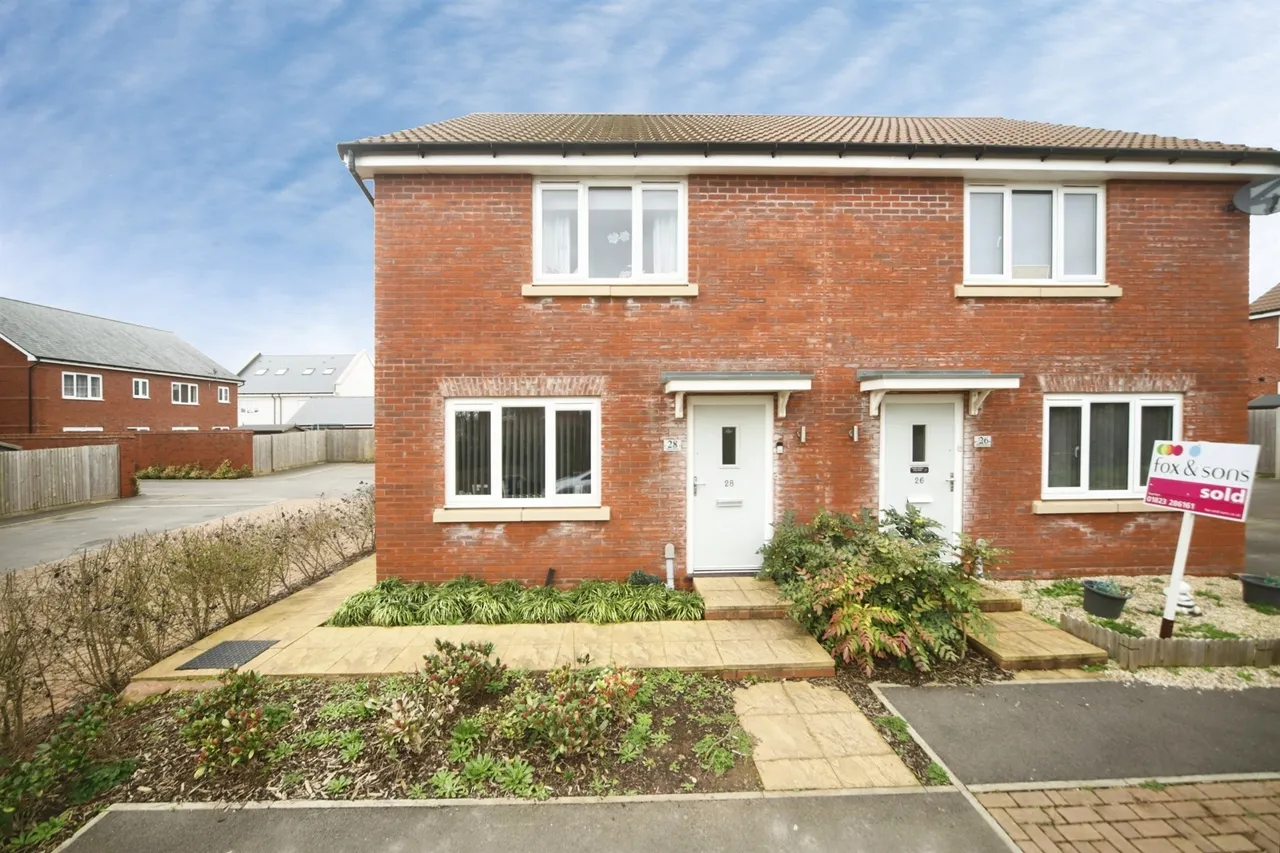 2 bed house for sale, Merton Road, Rumwell, TA4
