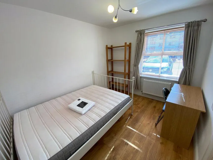 Jesmond Road, NE2, photo 5