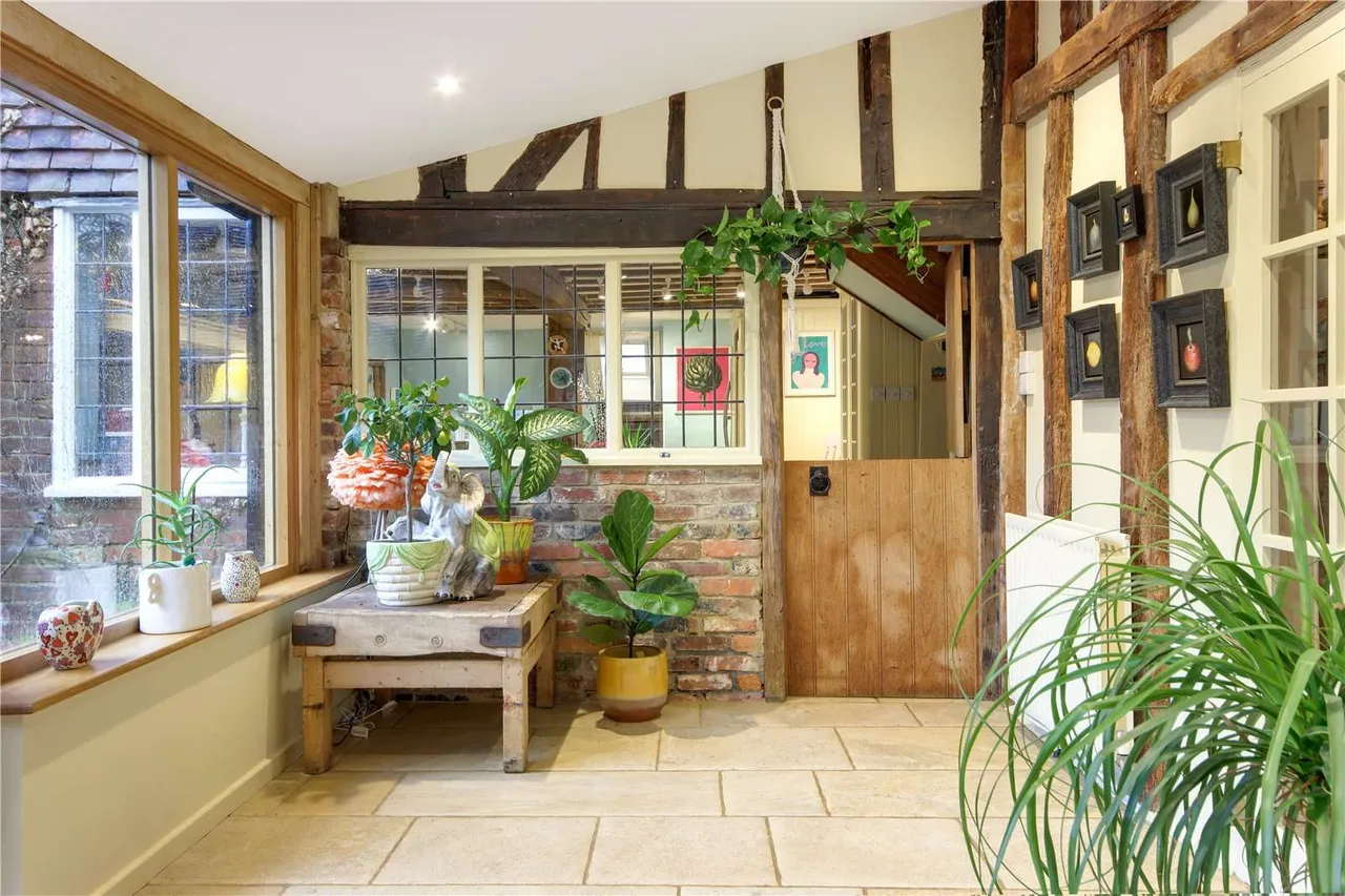 Biddenden Road, Smarden, Ashford, Kent, TN27 8QG, photo 11