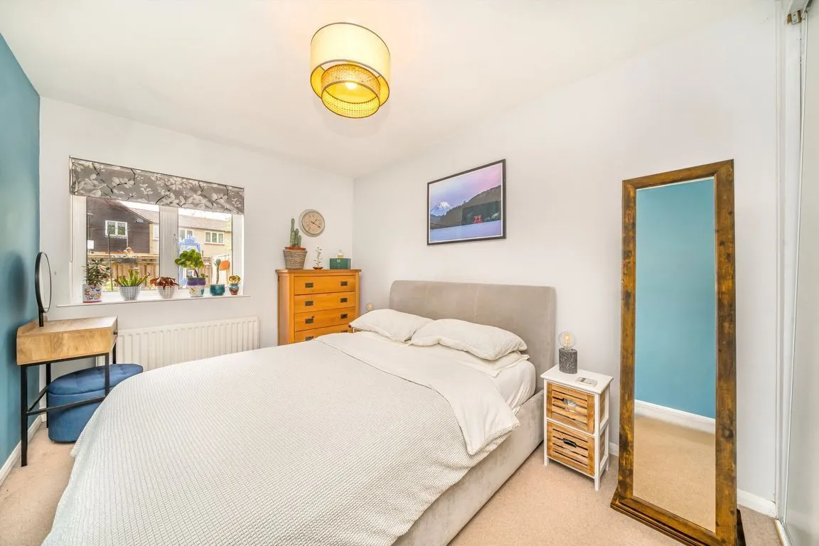 Ivybridge Close, TW1, photo 5