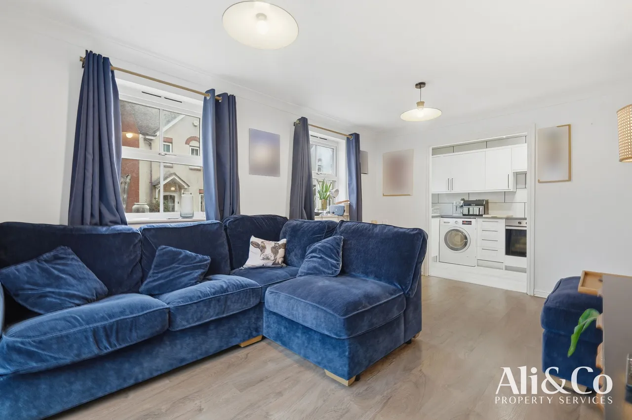 Rawlyn Close, Chafford Hundred, Essex, RM16 6BS, photo 5