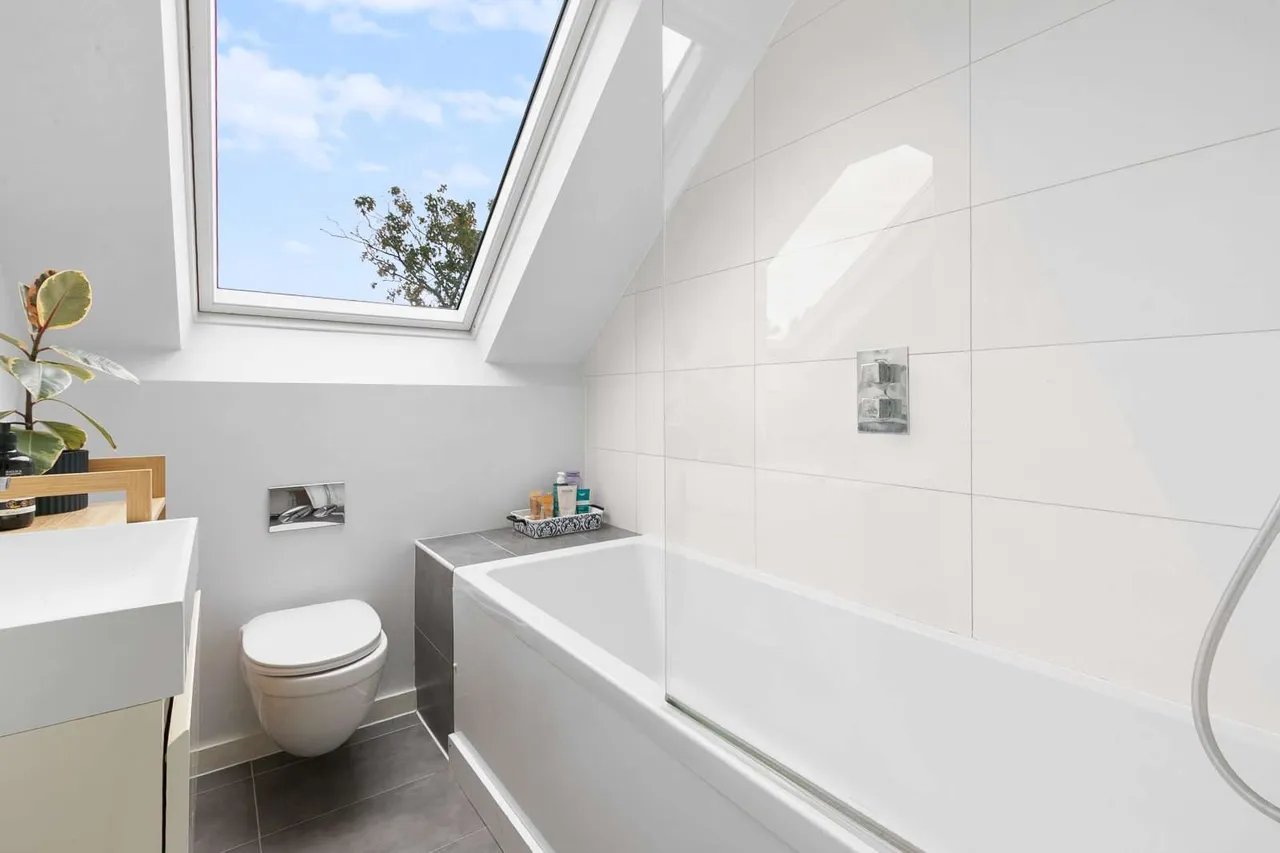 Elmfield Road, London, SW17 8AA, photo 8