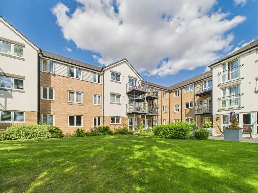 Dovehouse Lodge Hitchin, SG5, photo 16