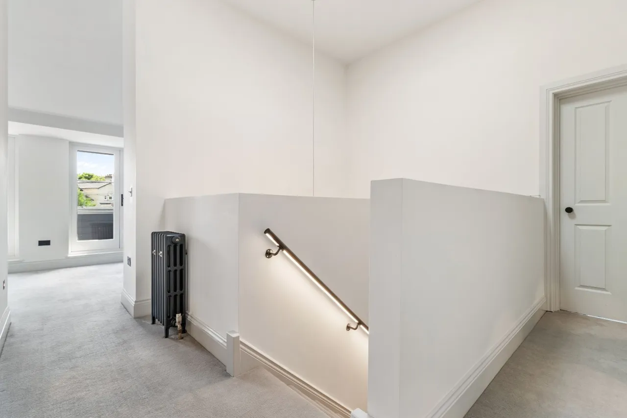 Cavendish Place, Bowdon, WA14, photo 10