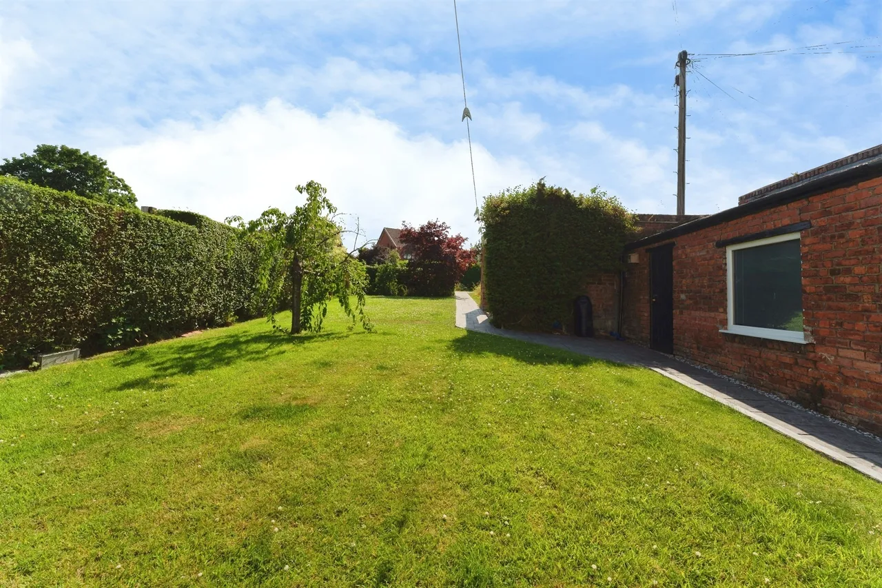 Ravenswood Avenue, Rock Ferry, CH42, photo 23