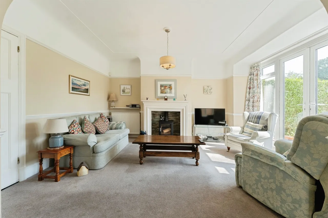 Ravenswood Avenue, Rock Ferry, CH42, photo 6