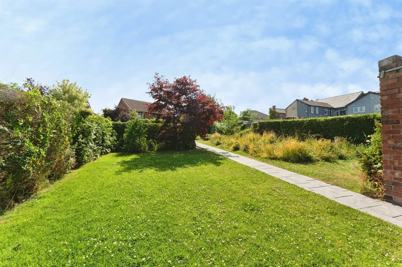 Ravenswood Avenue, Rock Ferry, CH42, photo 22