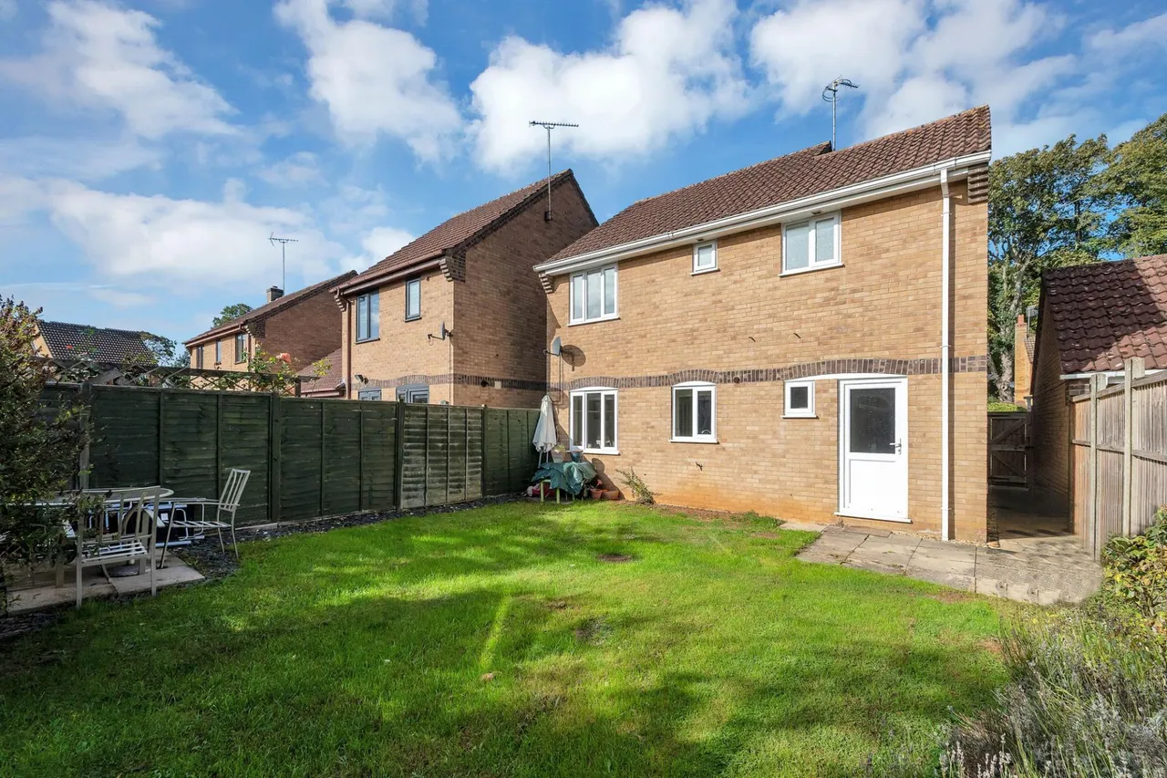 Foxfield Way, Oakham, LE15, photo 2