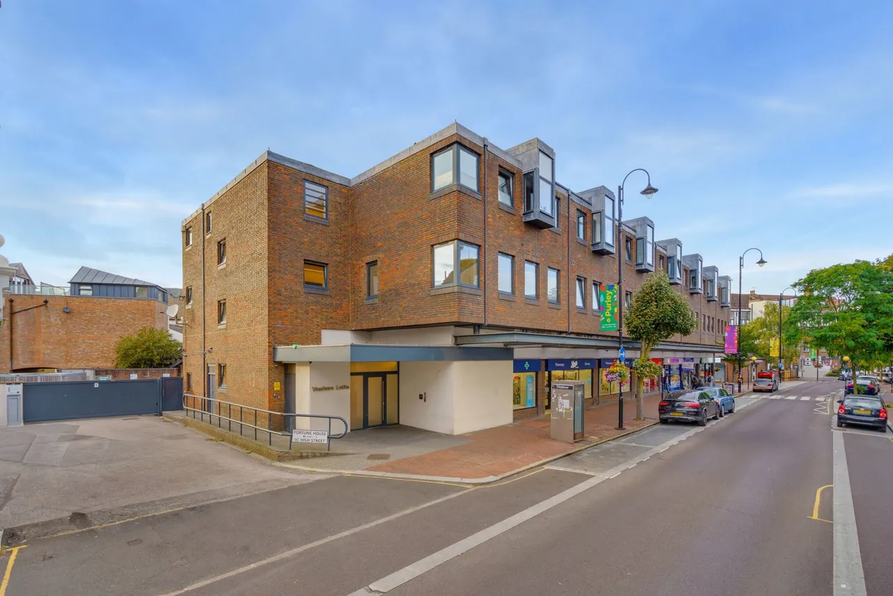 High Street, Purley, CR8, photo 7