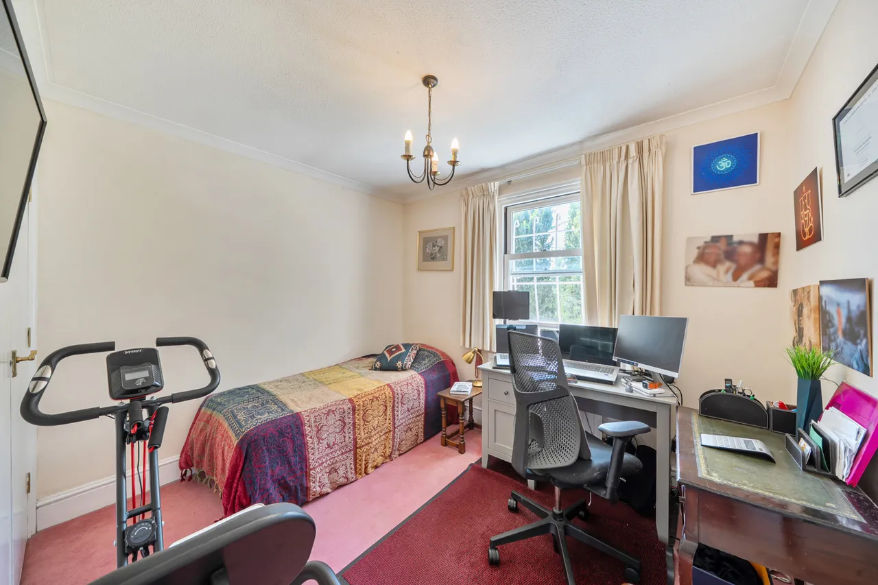 Woodhall Drive, Pinner, HA5, photo 18