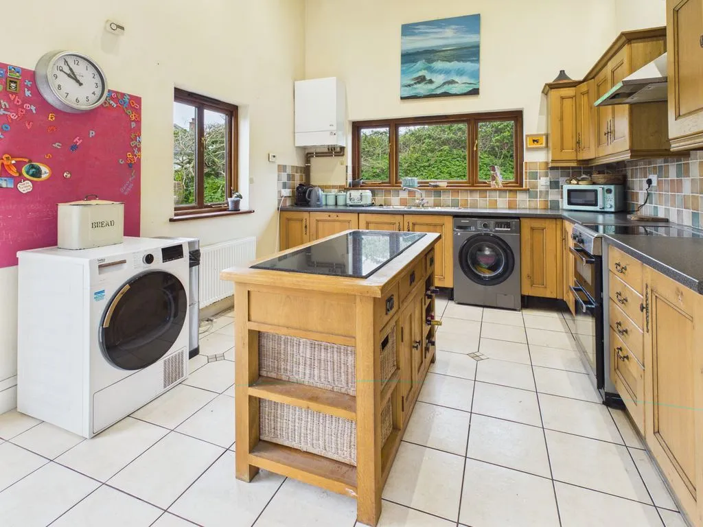 Trewoon Road Mullion, Helston, photo 6