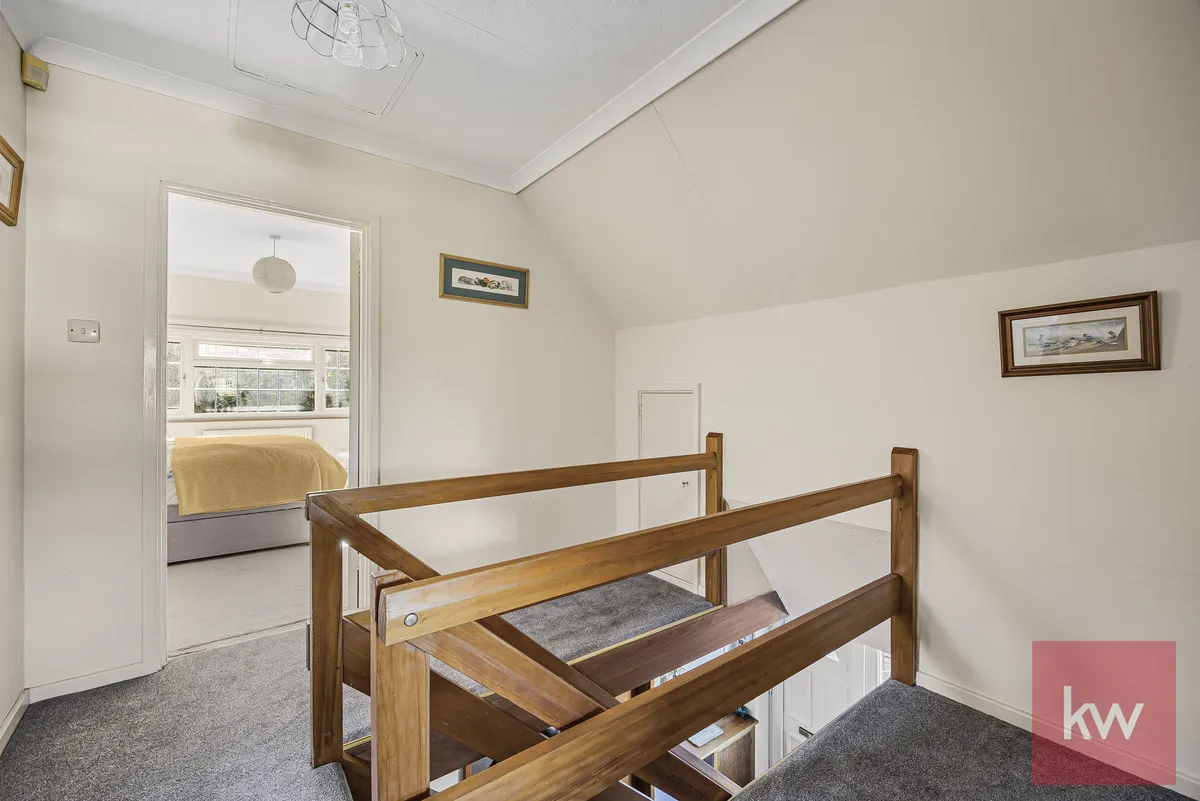 Slough, SL1, photo 18