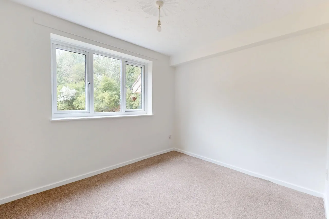 Orient Court, Gresley Close, Telford TF7 5TU, photo 8