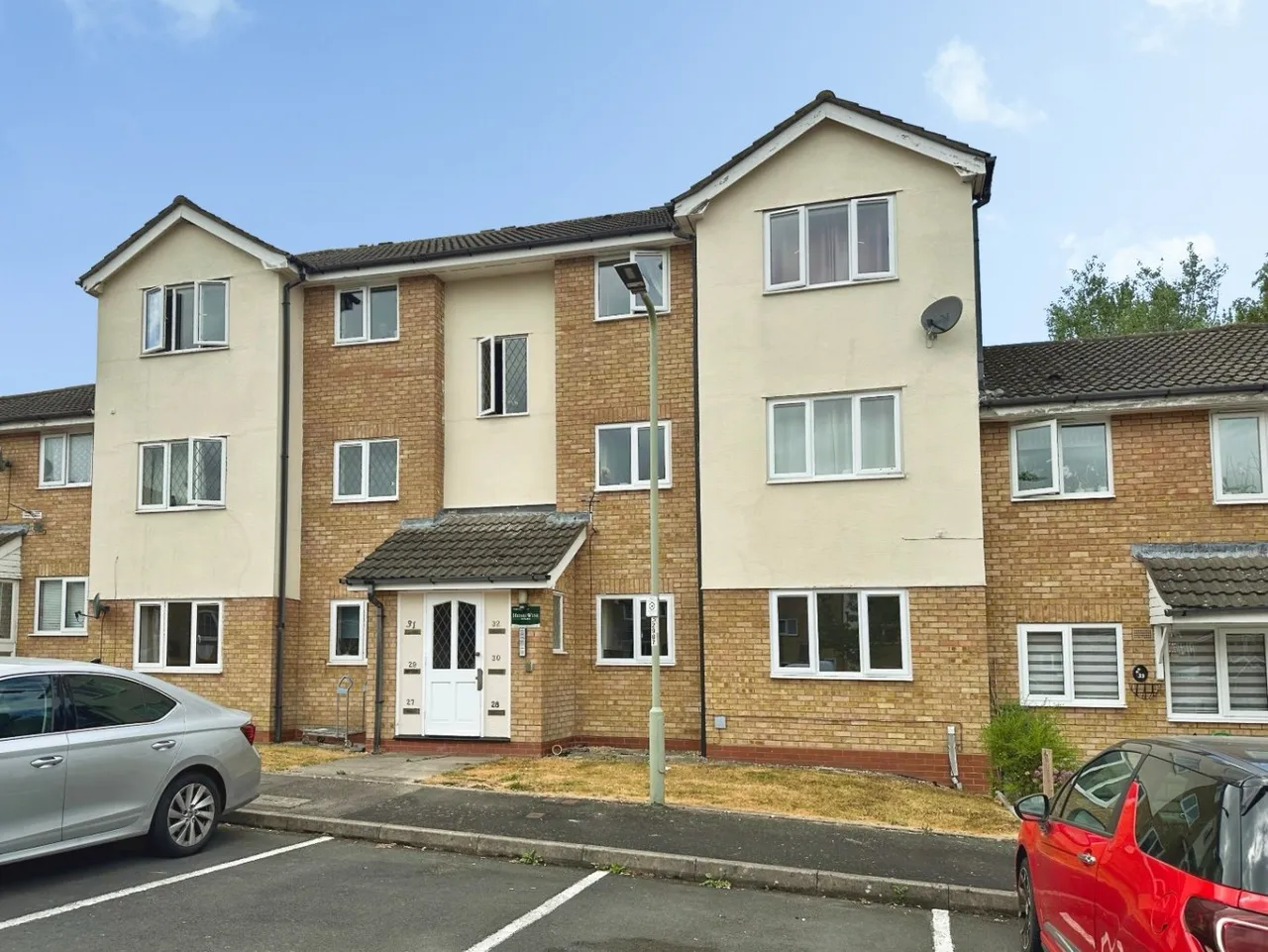 2 bed flat to rent — Orient Court, Gresley Close, Telford TF7 5TU