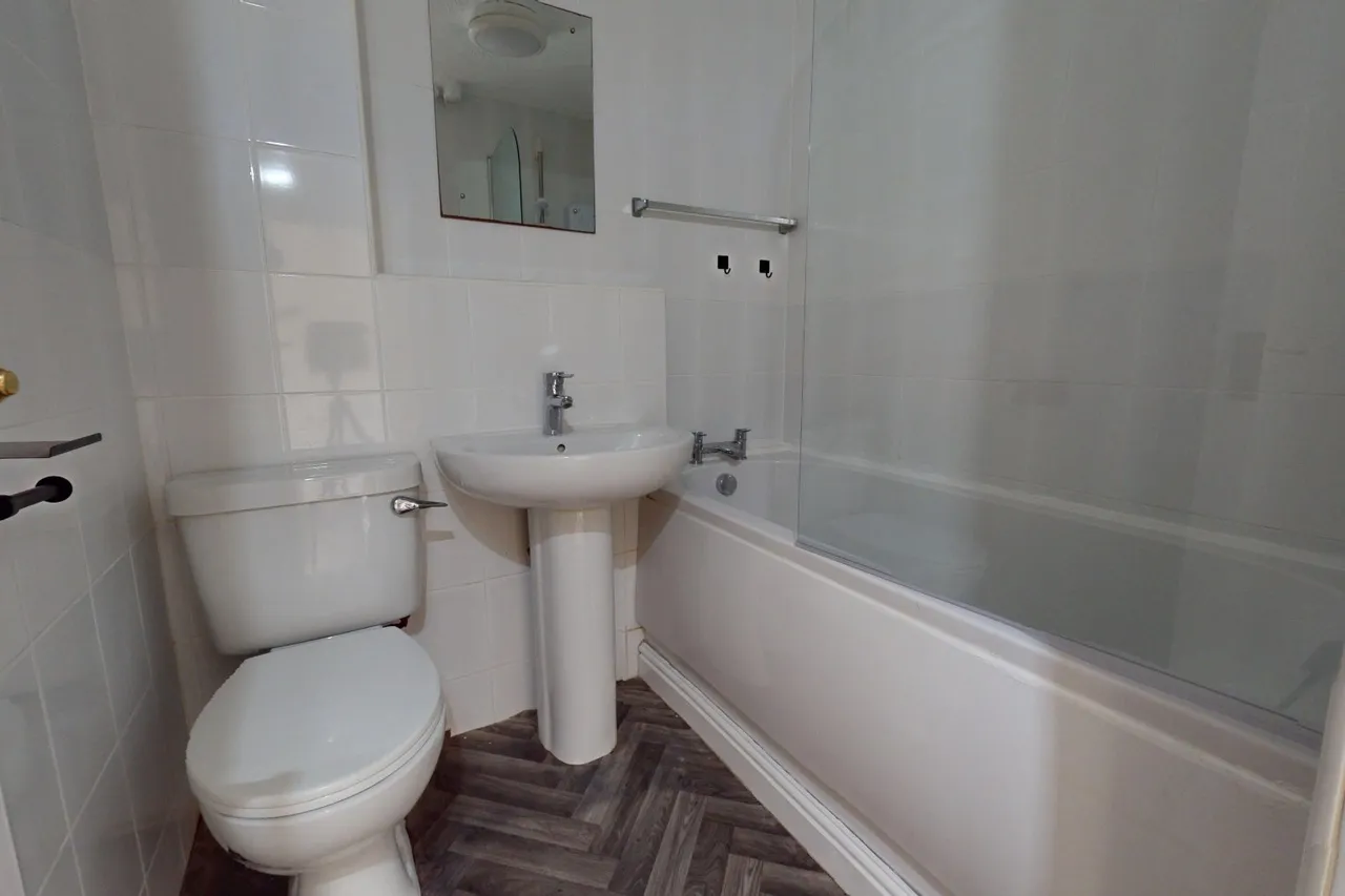 Orient Court, Gresley Close, Telford TF7 5TU, photo 5