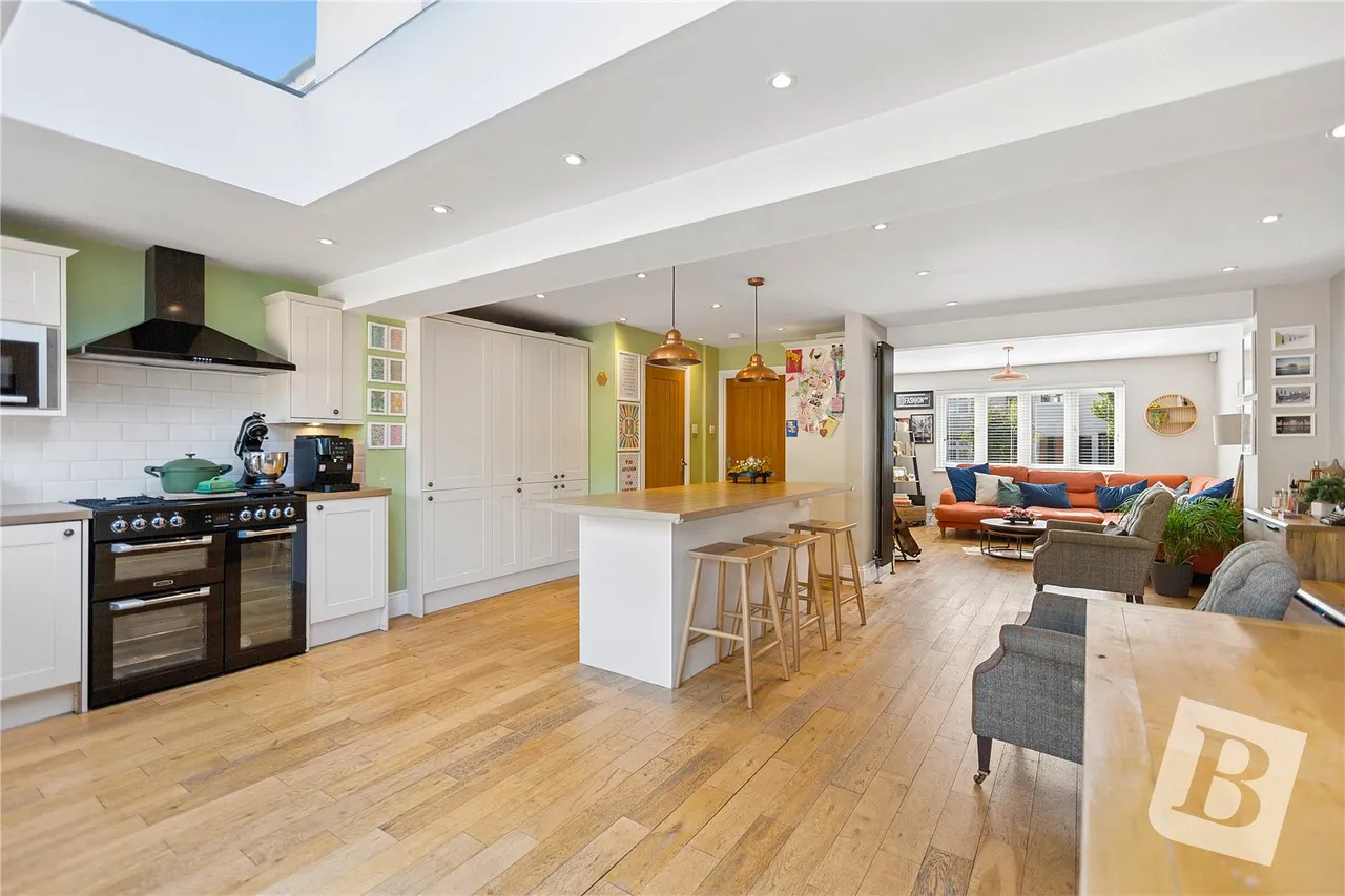 Marlborough Close, Upminster, RM14, photo 5