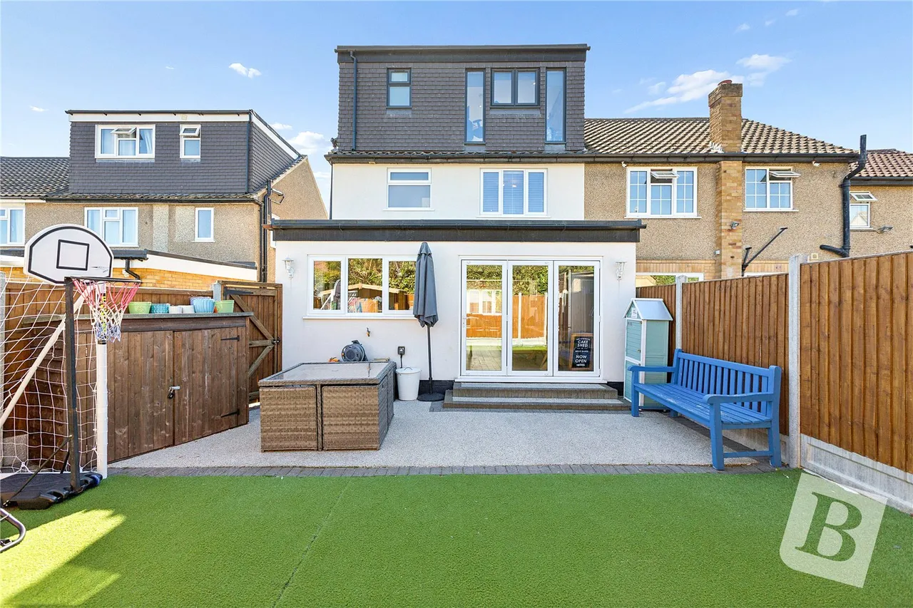 Marlborough Close, Upminster, RM14, photo 6
