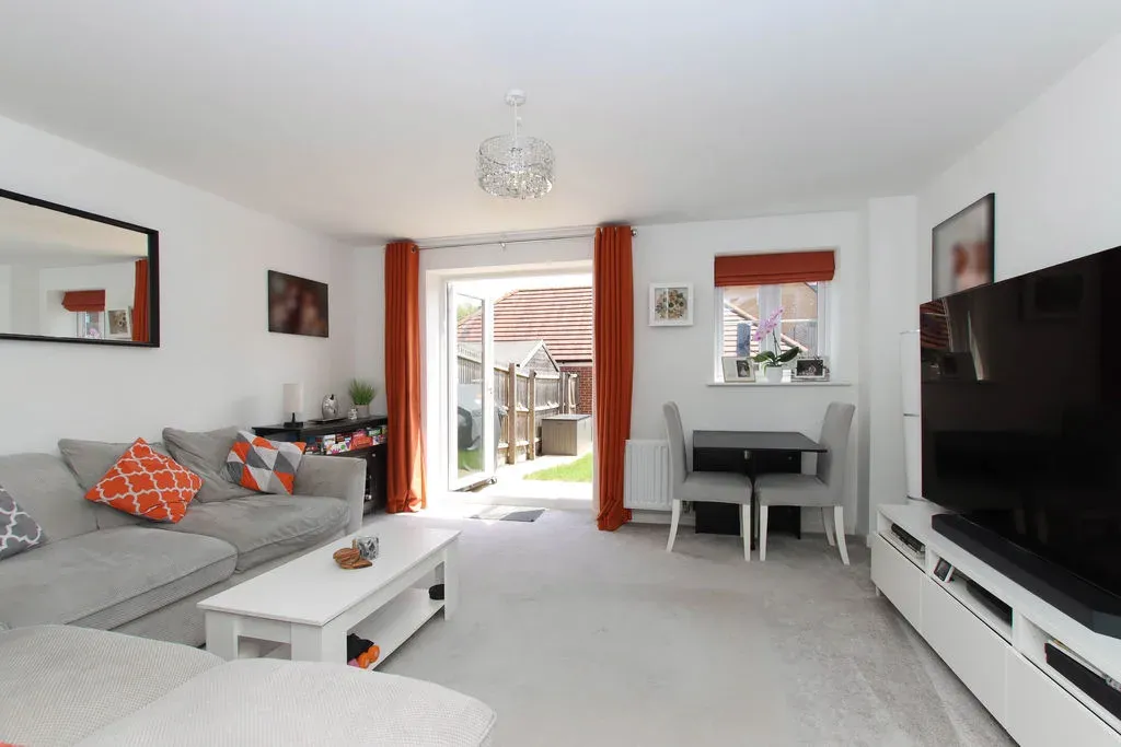 Woodpecker Drive, Hemel Hempstead, Hertfordshire, HP3 0FQ, photo 3