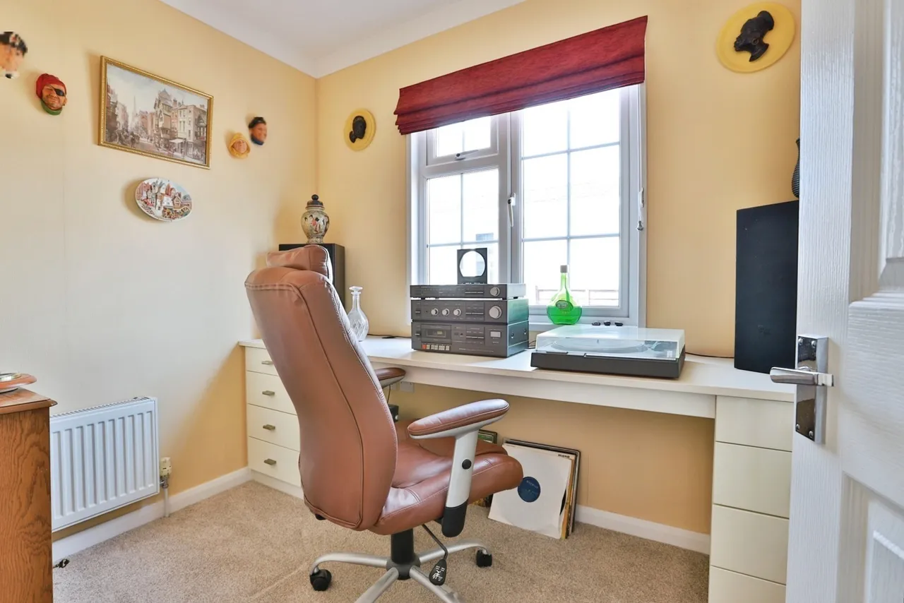 Southampton Road, Ringwood, BH24, photo 6