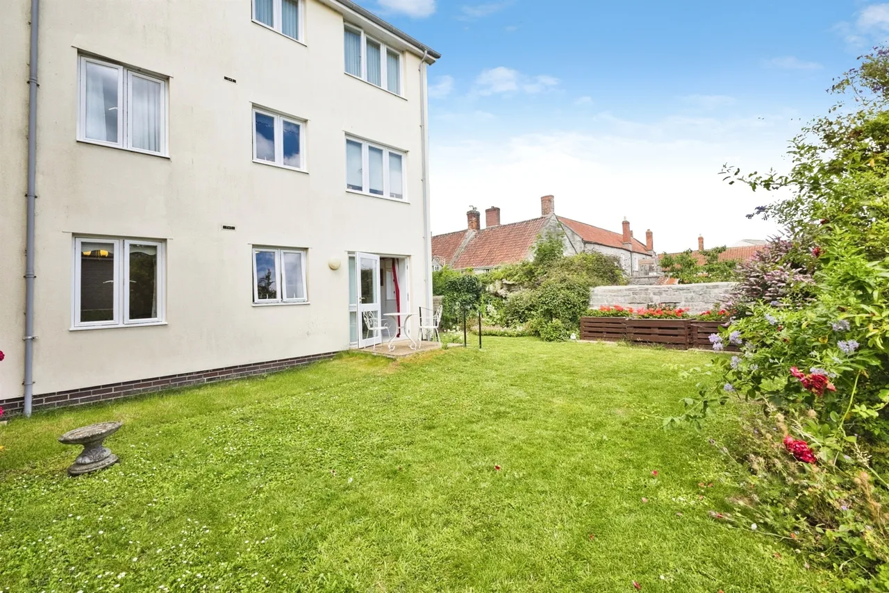 Somerton Road, Street, BA16, photo 16
