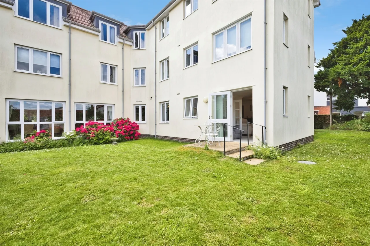 Somerton Road, Street, BA16, photo 15