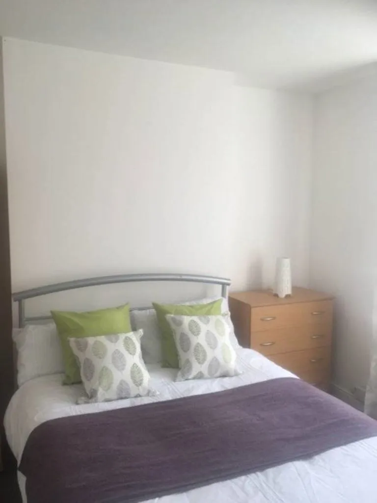 Viewings, B16, photo 3