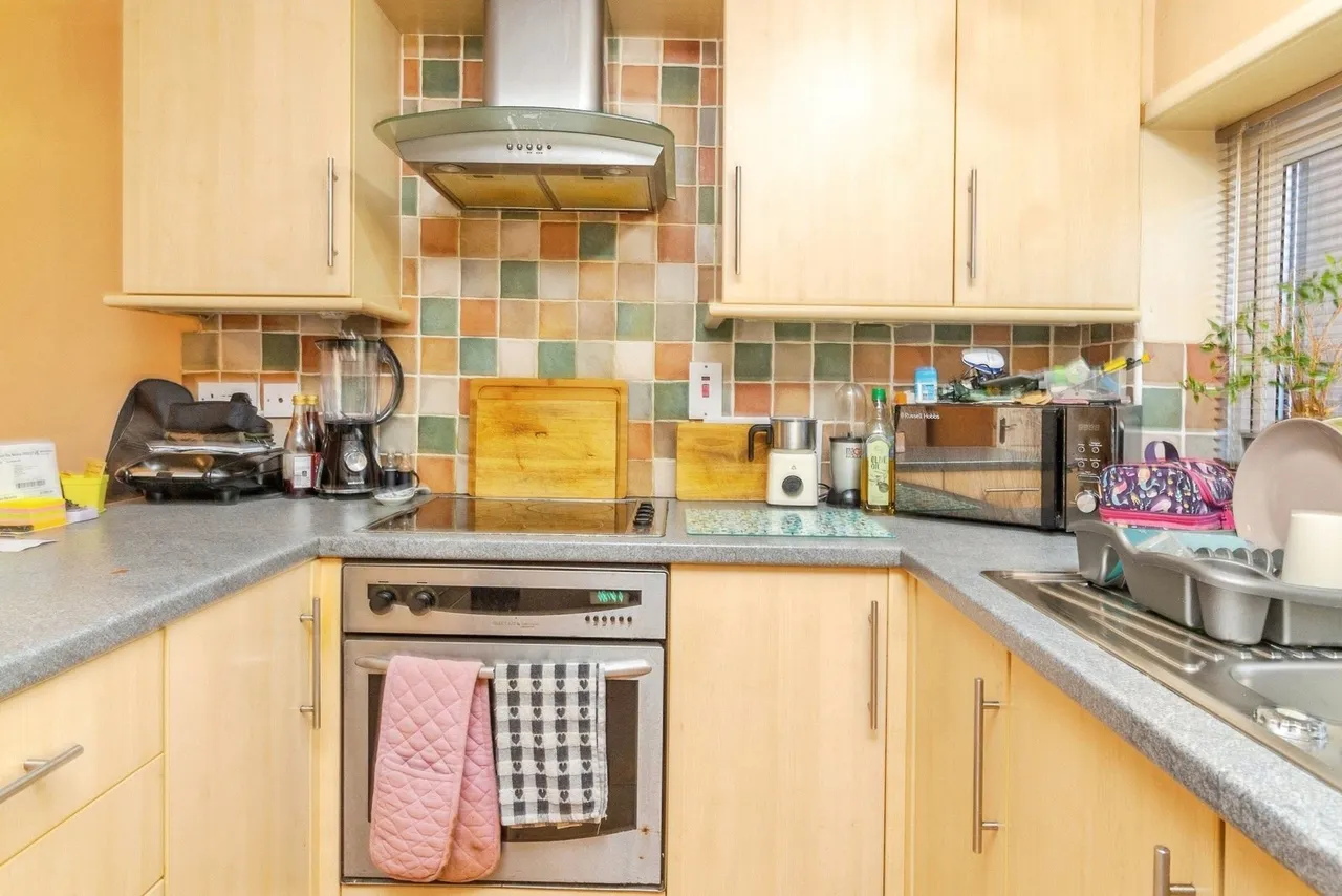 Summergill Court, MK13, photo 4