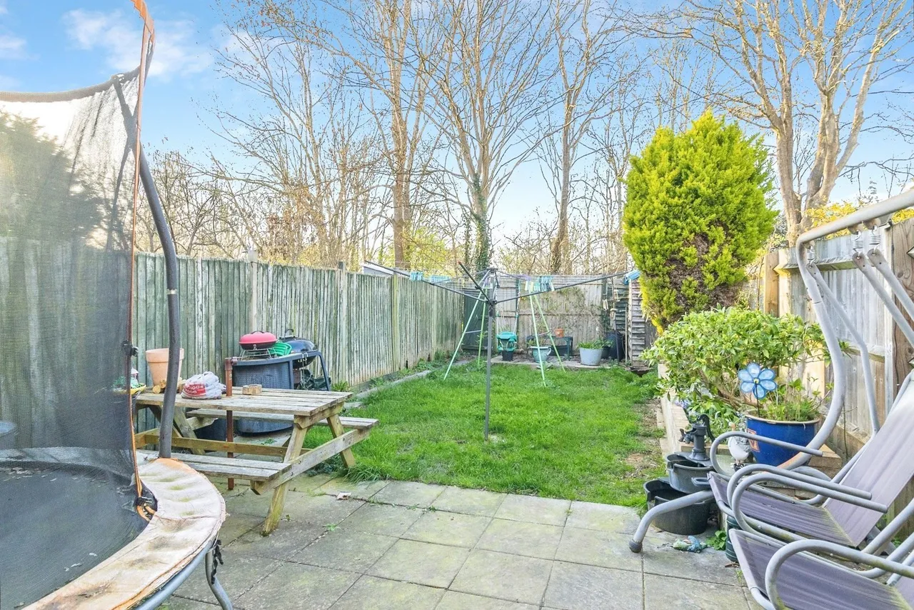 Summergill Court, MK13, photo 5