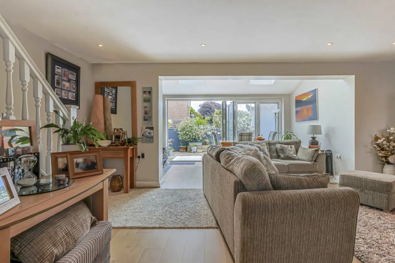 Bernards Close, Christchurch, BH23, photo 9