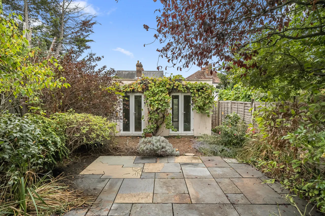 Victoria Road, Addlestone, KT15, photo 16